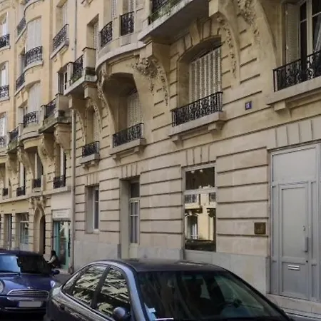 Apartment Passy *